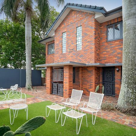 Anville Court Brisbane Extérieur photo