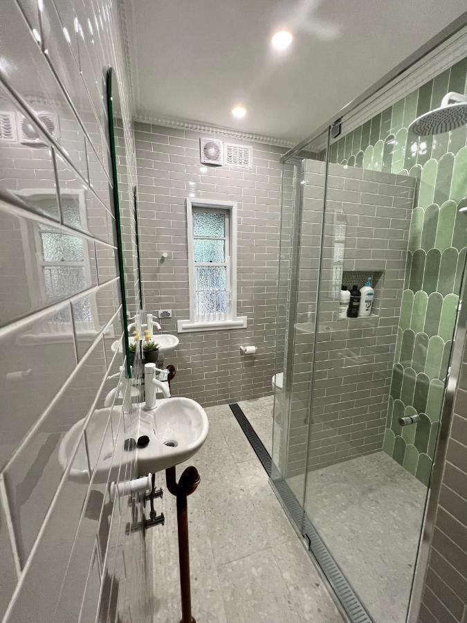Anville Court Brisbane Extérieur photo