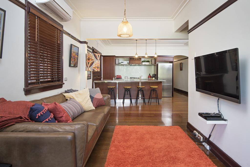 Anville Court Brisbane Extérieur photo